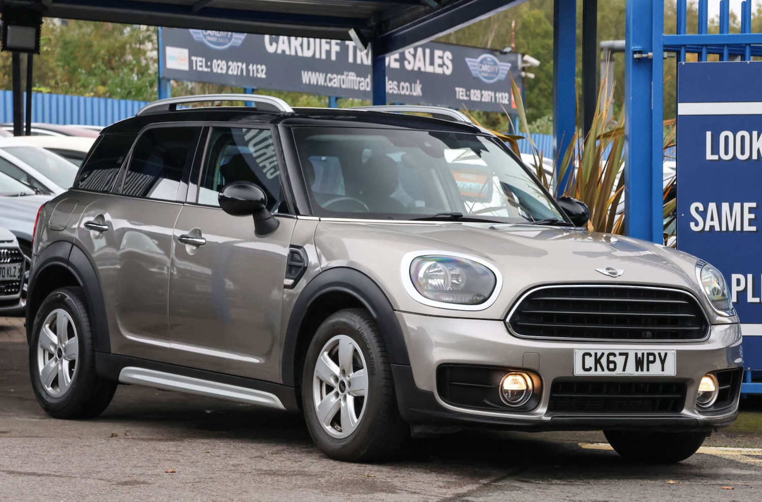 Used MINI Countryman 2017 for sale - 76601227: Photo 2