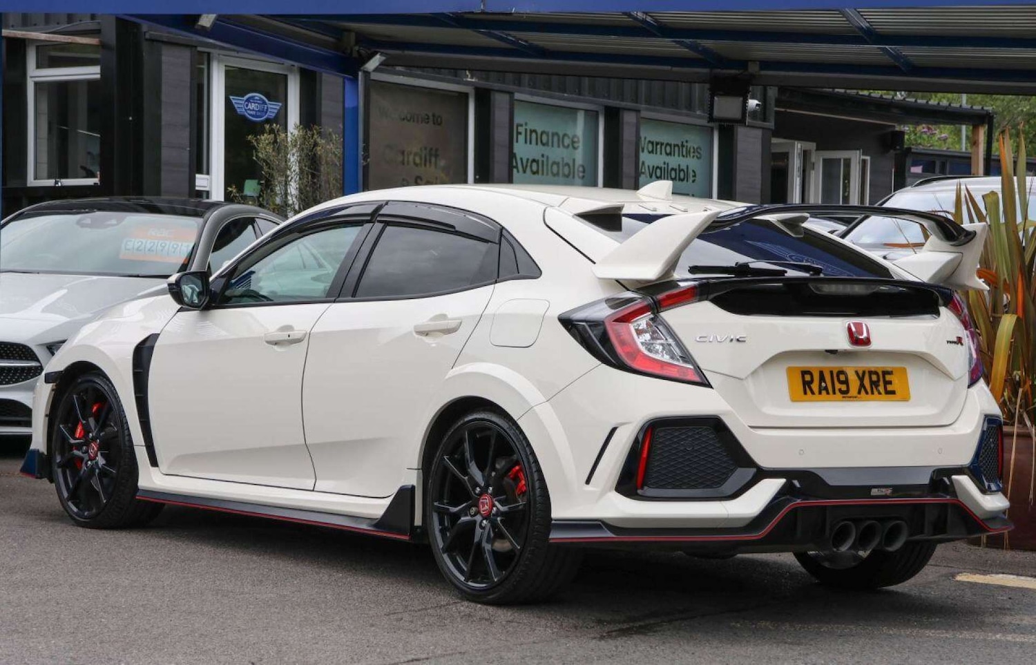 Used Honda Civic 2019 for sale - 76278524: Photo 20