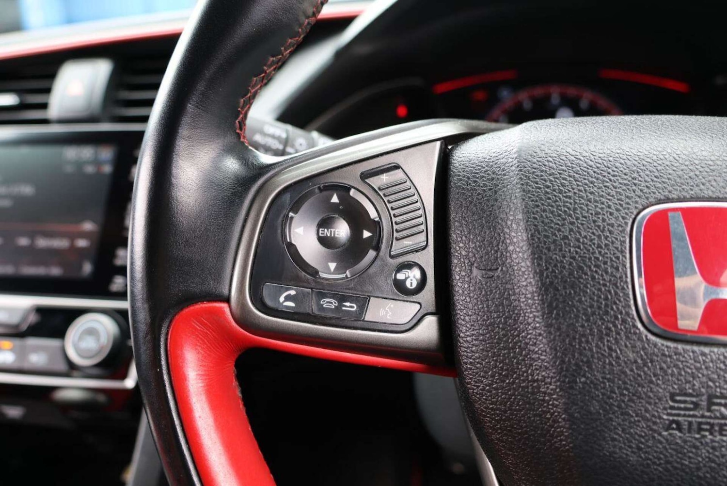 Used Honda Civic 2019 for sale - 76278524: Photo 36