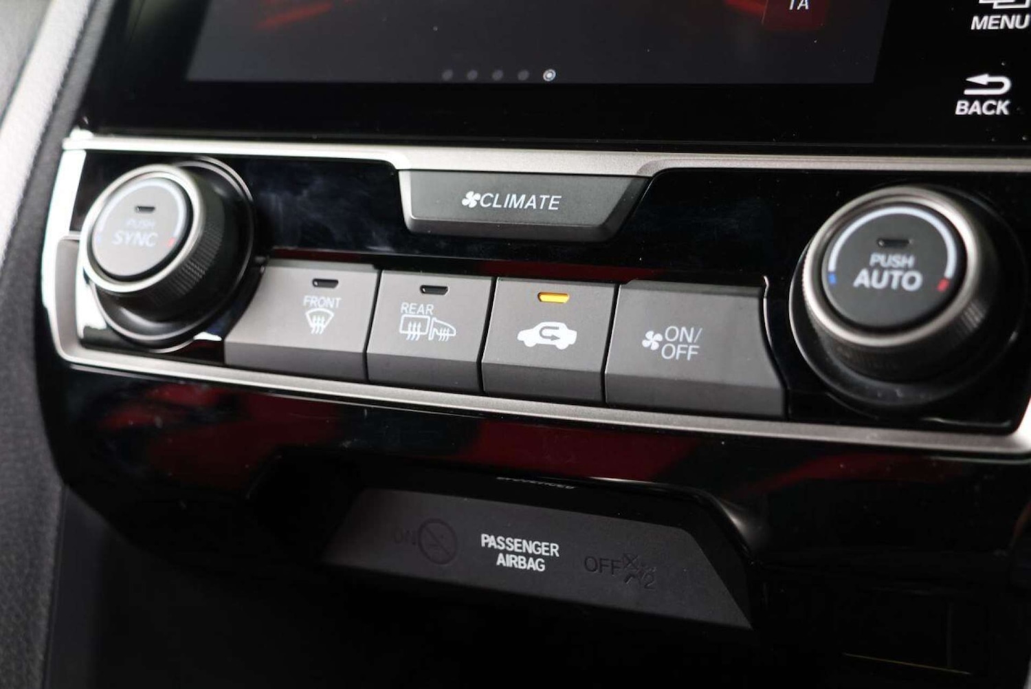 Used Honda Civic 2019 for sale - 76278524: Photo 45