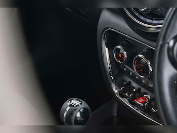 Used MINI Clubman 2017 for sale - 79549625: Photo