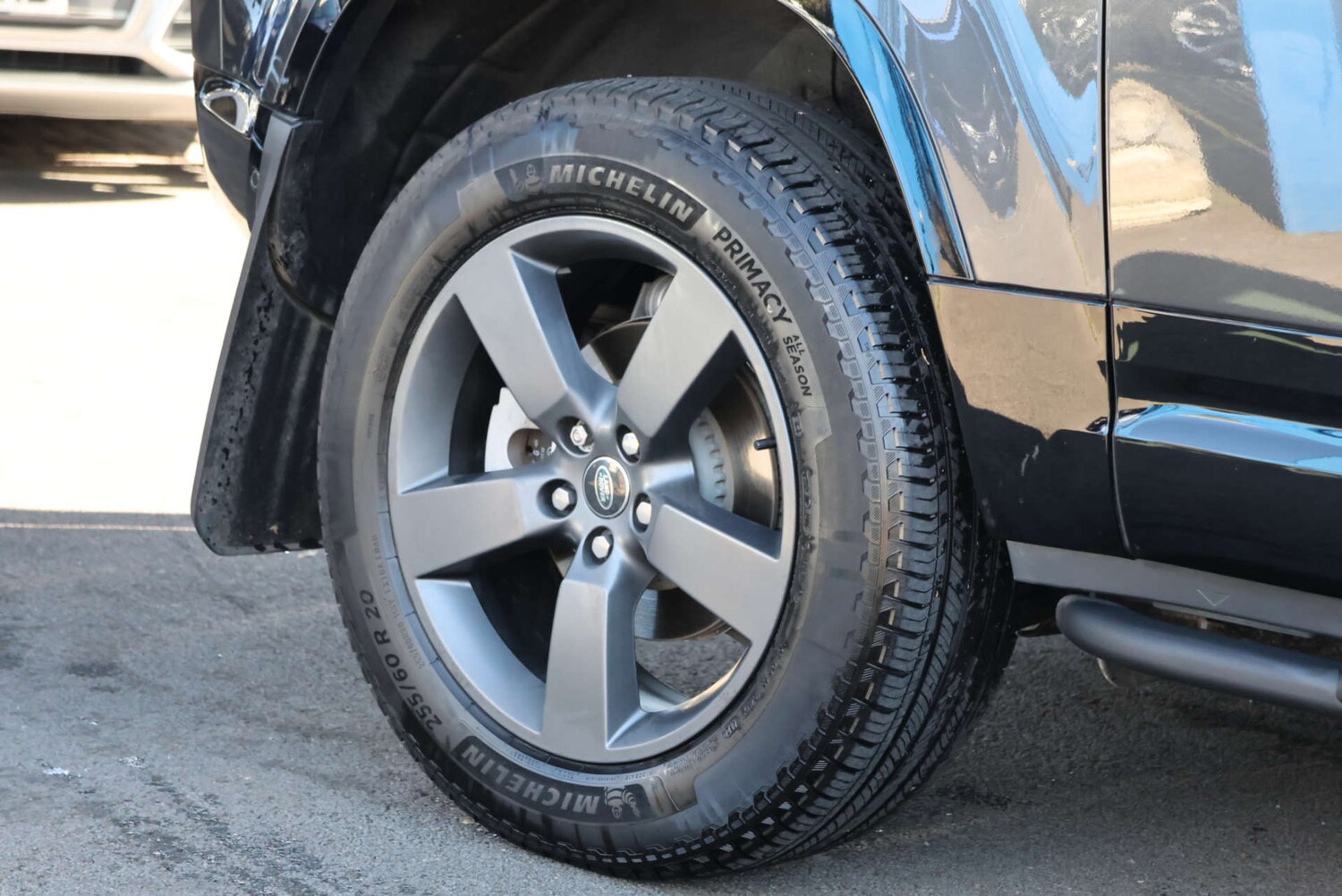 Used Land Rover Defender 2025 for sale - 76038473: Photo 32