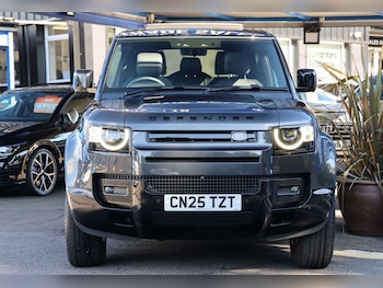 Used Land Rover Defender 2025 for sale - 76038473: Photo 3