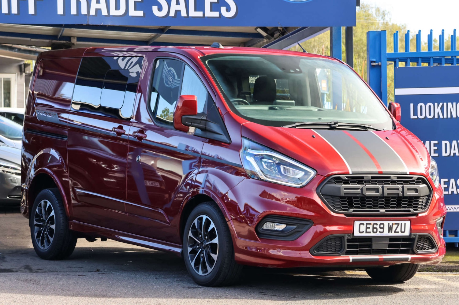 Used Ford Transit Custom 2020 for sale - 76118390: Photo 2