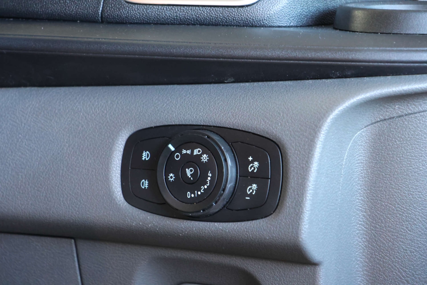 Used Ford Transit Custom 2020 for sale - 76118390: Photo 33