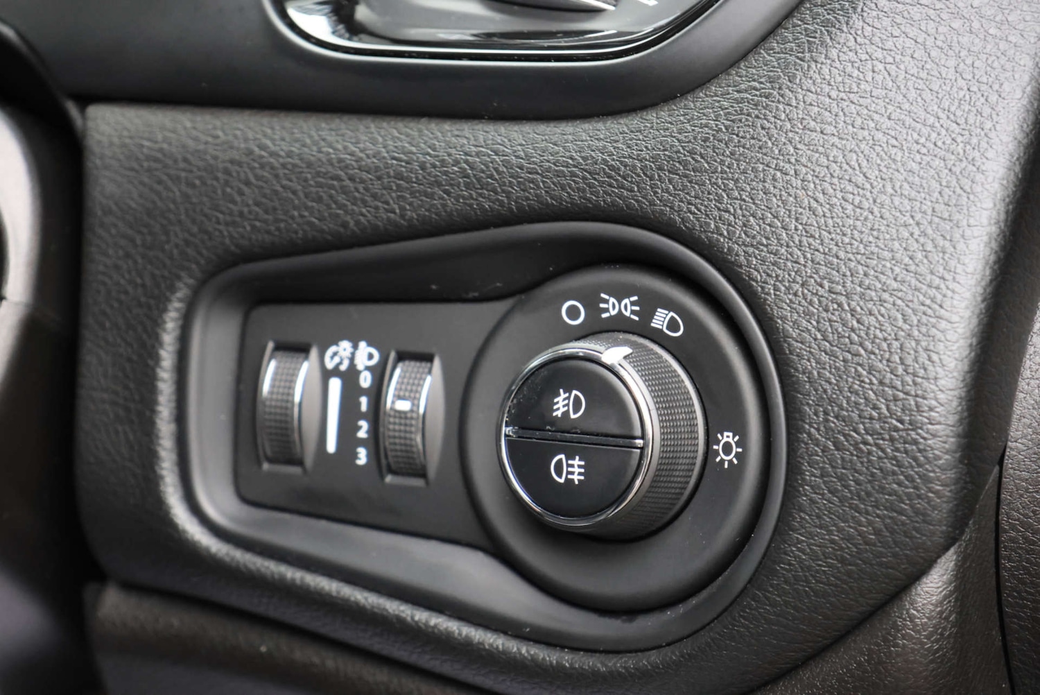 Used Jeep Renegade 2020 for sale - 76235447: Photo 21