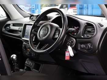 Used Jeep Renegade 2020 for sale - 76235447: Photo 4