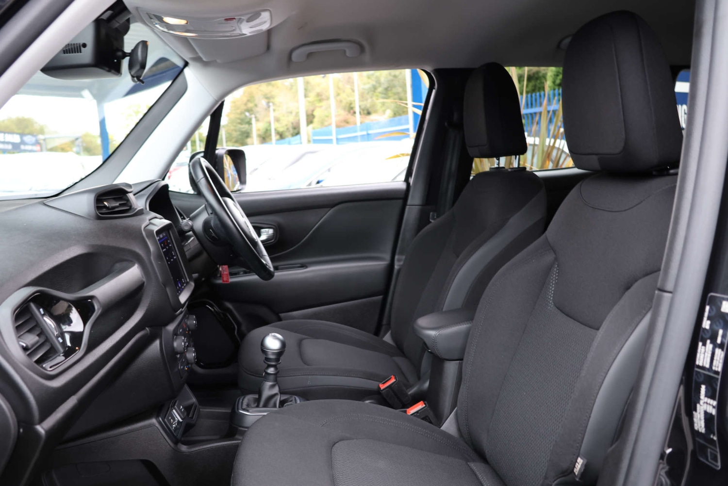 Used Jeep Renegade 2020 for sale - 76235447: Photo 8