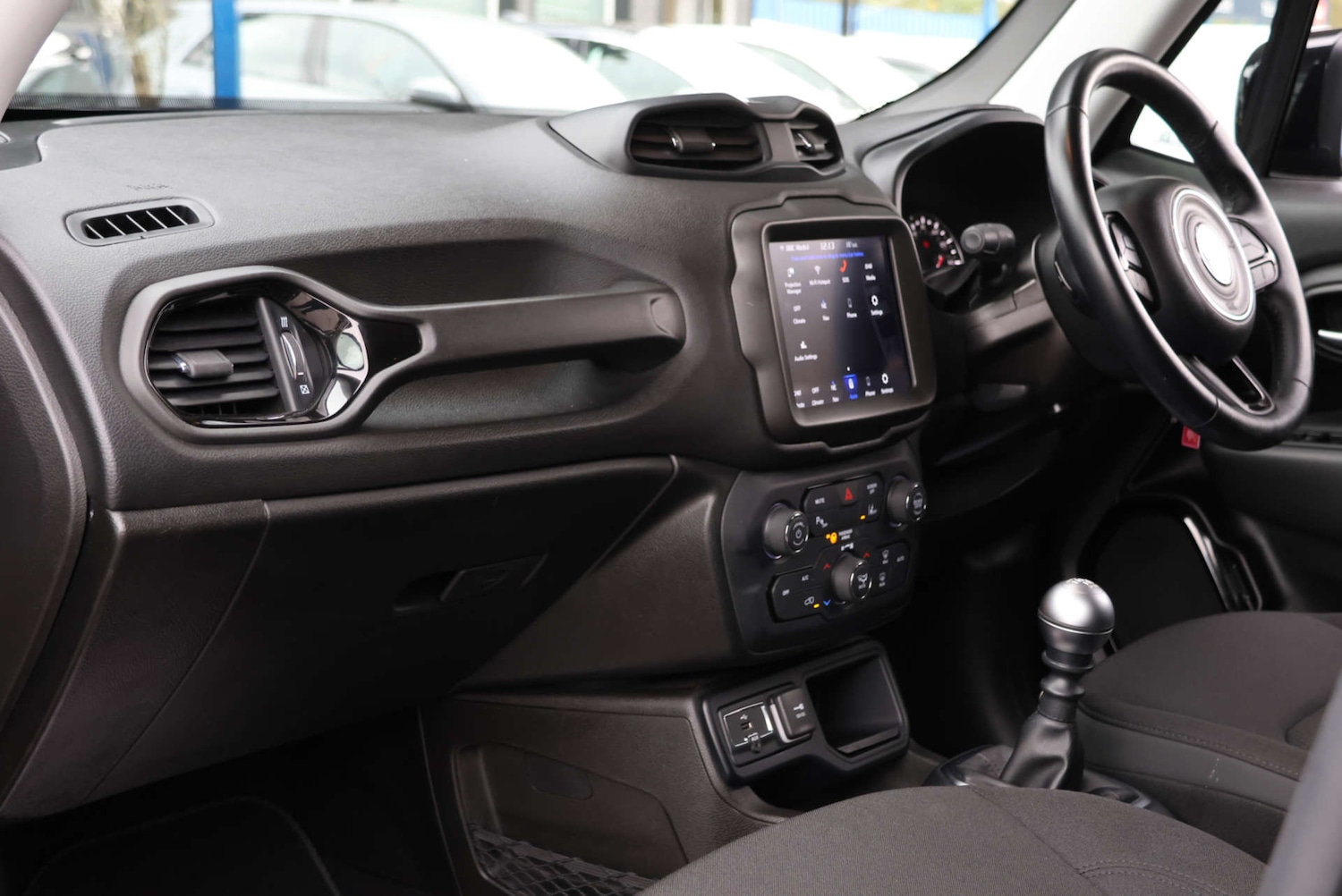 Used Jeep Renegade 2020 for sale - 76235447: Photo 9