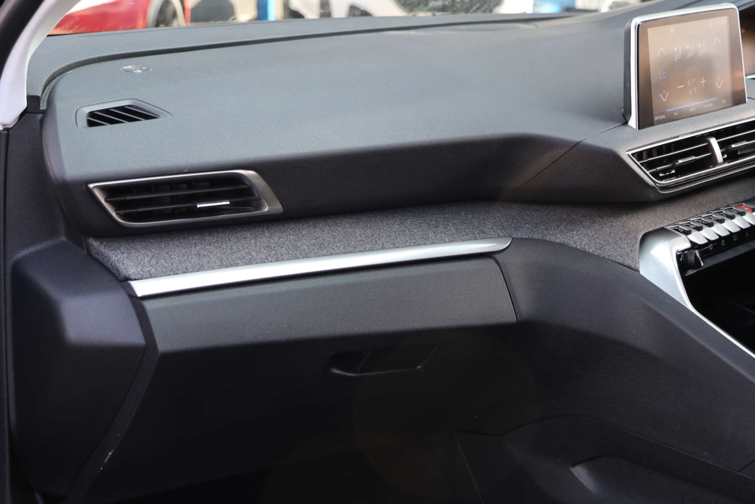 Used Peugeot 3008 2018 for sale - 77964908: Photo 18