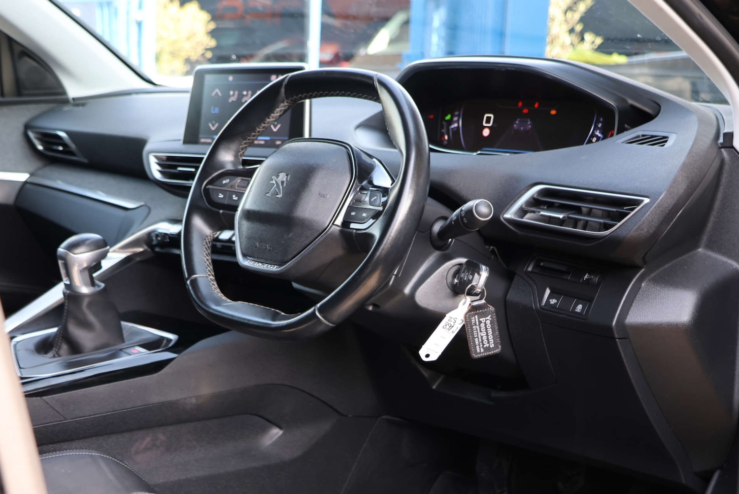 Used Peugeot 3008 2018 for sale - 77964908: Photo 4