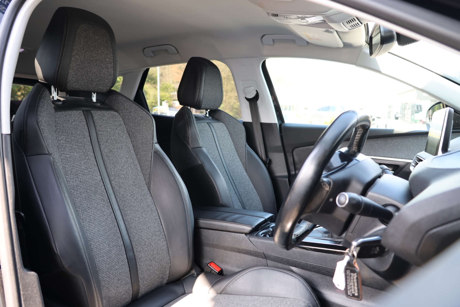 Used Peugeot 3008 2018 for sale - 77964908: Photo 5