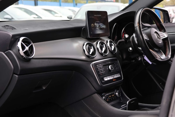 Used Mercedes-Benz GLA 2018 for sale - 76266418: Photo 9