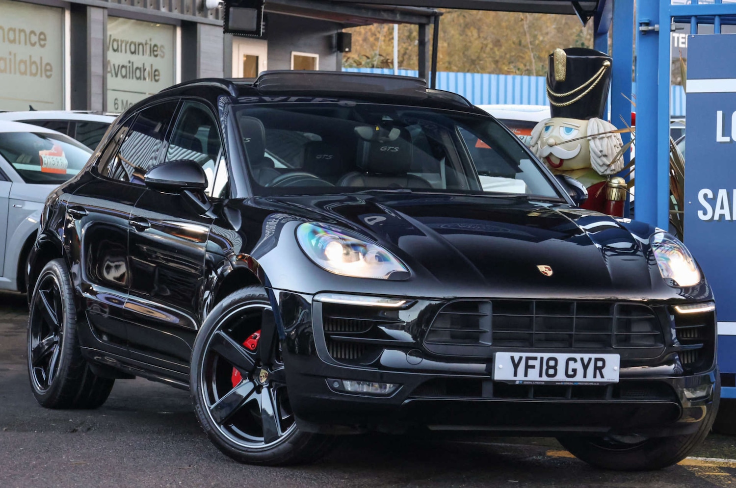 Used Porsche Macan 2018 for sale - 76829726: Photo 1
