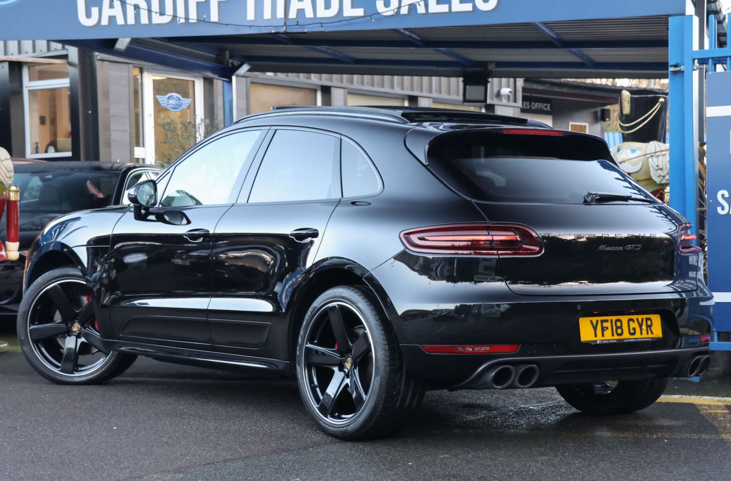 Used Porsche Macan 2018 for sale - 76829726: Photo 22