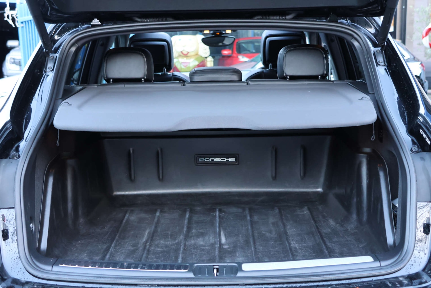 Used Porsche Macan 2018 for sale - 76829726: Photo 27