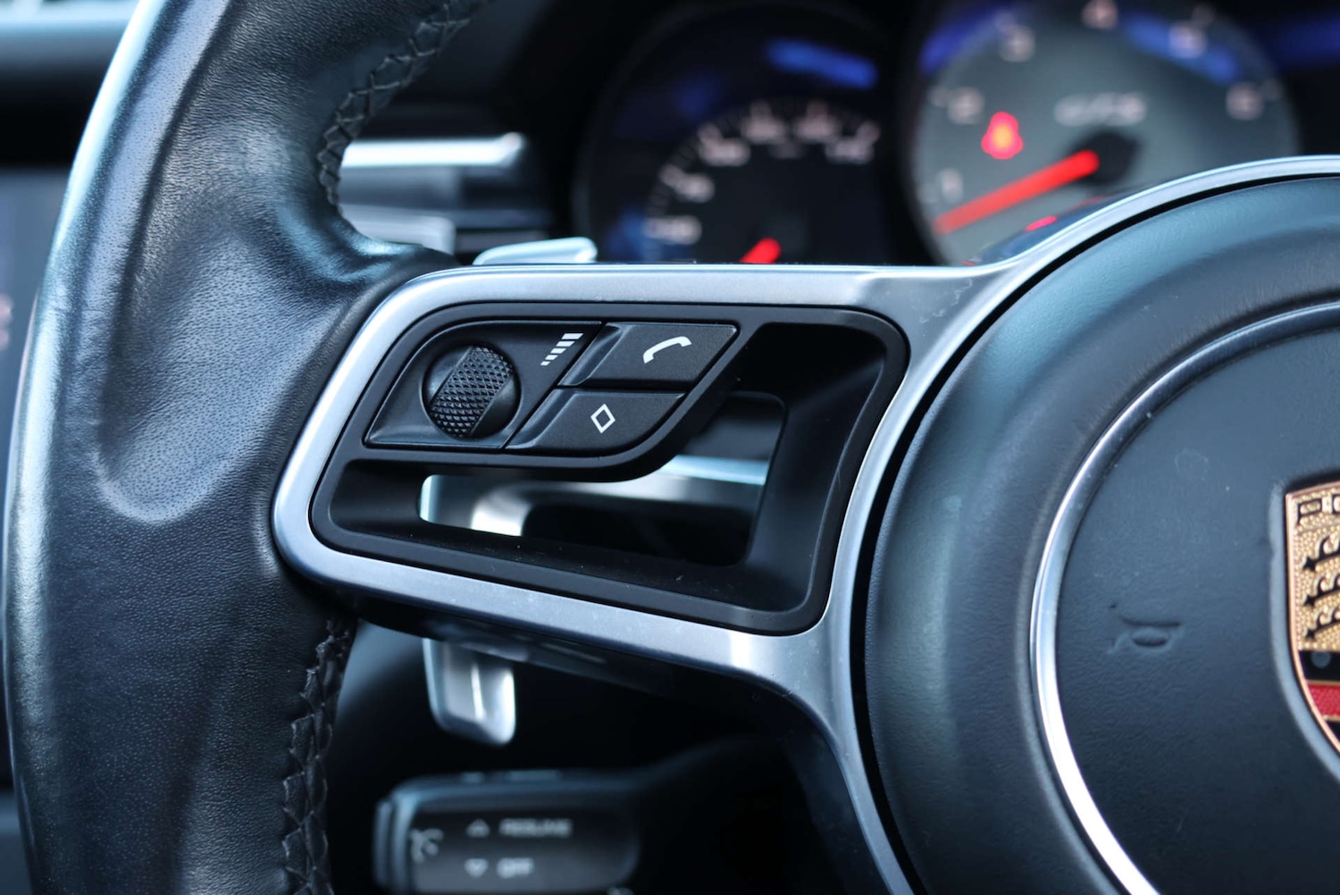 Used Porsche Macan 2018 for sale - 76829726: Photo 35