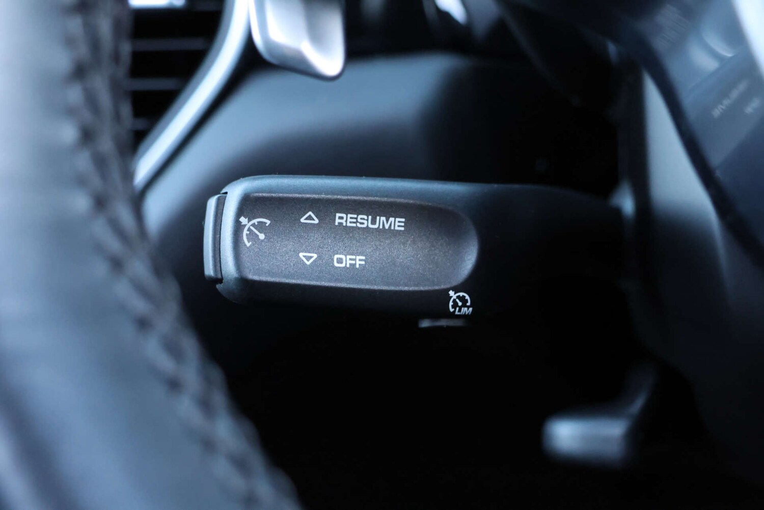 Used Porsche Macan 2018 for sale - 76829726: Photo 37