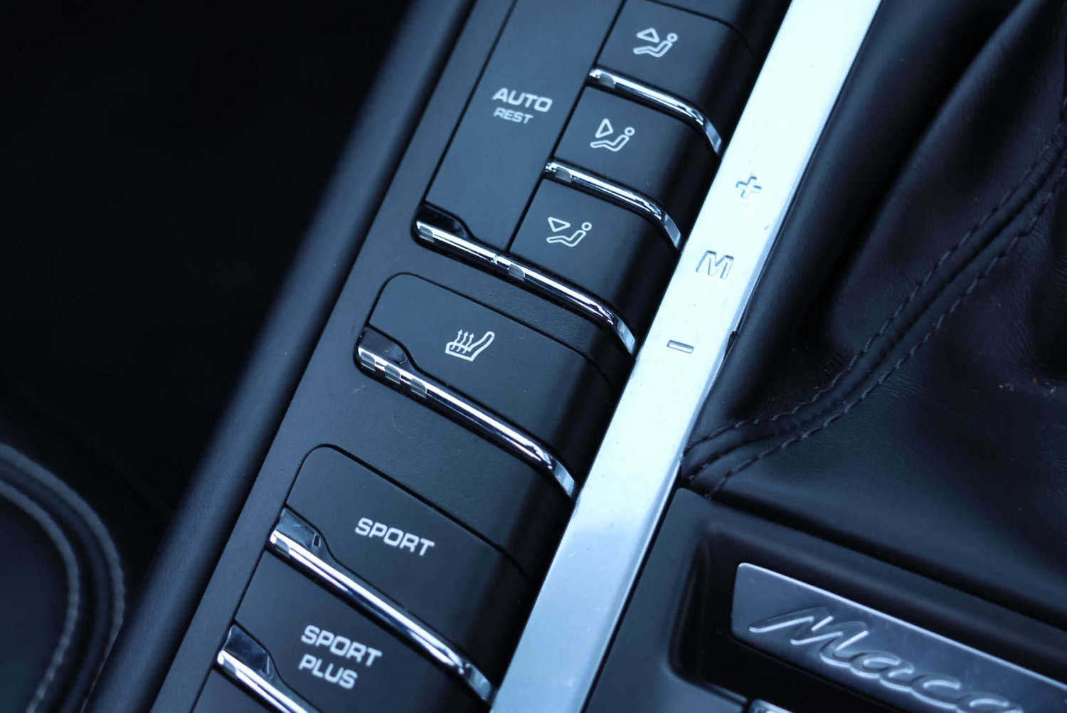 Used Porsche Macan 2018 for sale - 76829726: Photo 42