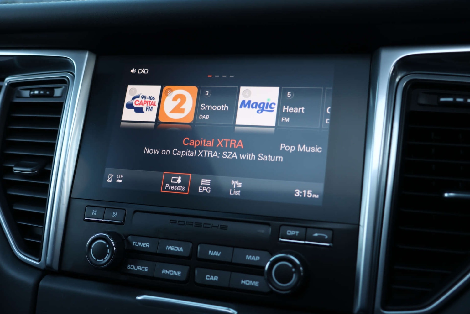 Used Porsche Macan 2018 for sale - 76829726: Photo 45