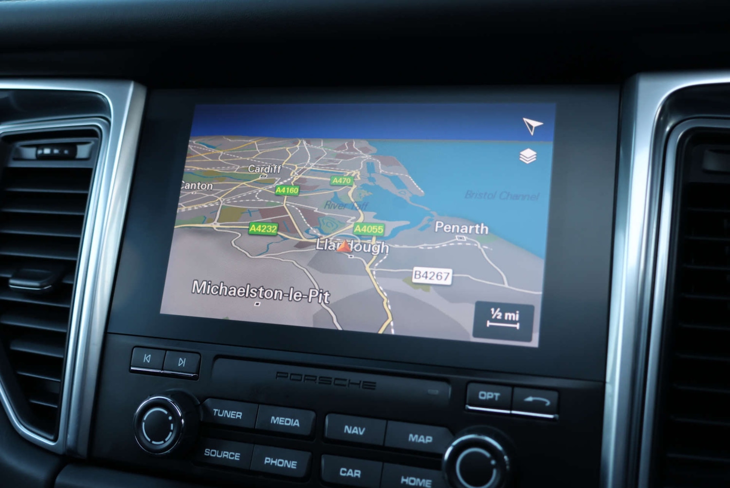 Used Porsche Macan 2018 for sale - 76829726: Photo 50