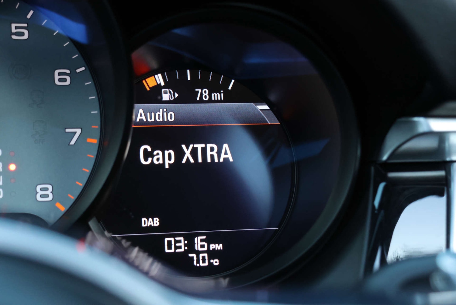 Used Porsche Macan 2018 for sale - 76829726: Photo 58