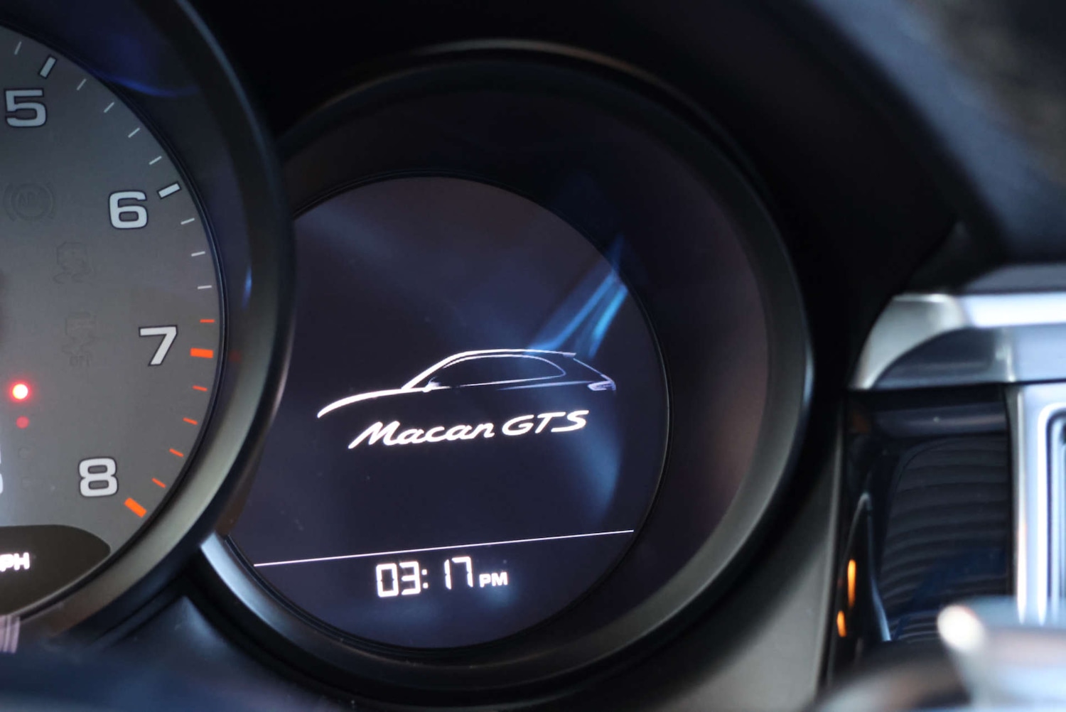 Used Porsche Macan 2018 for sale - 76829726: Photo 60