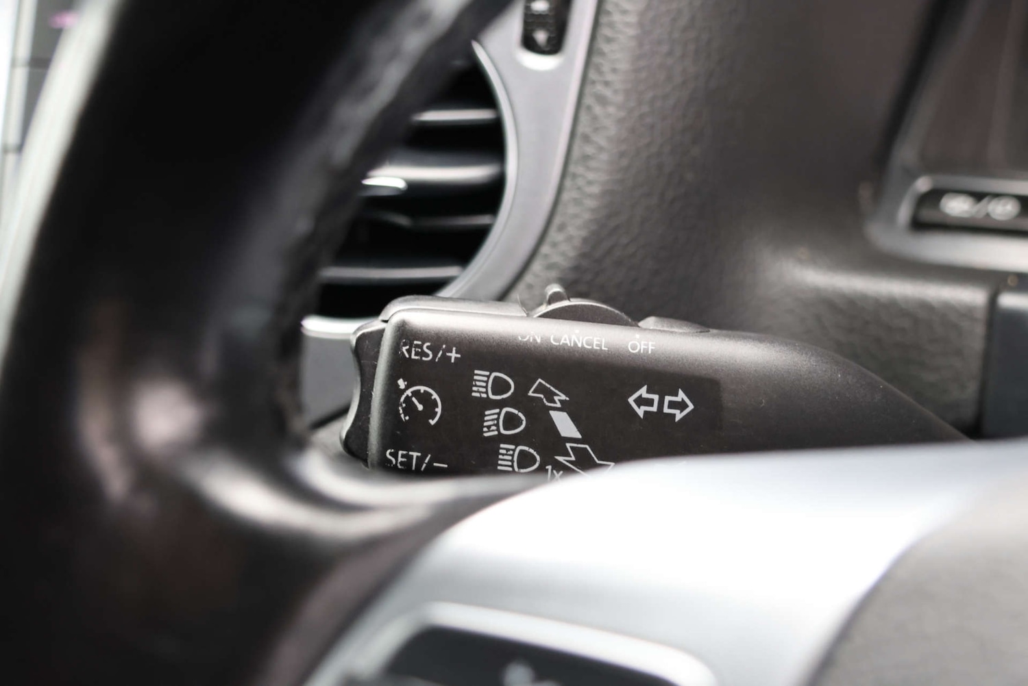 Used Volkswagen Tiguan 2014 for sale - 77850728: Photo 22