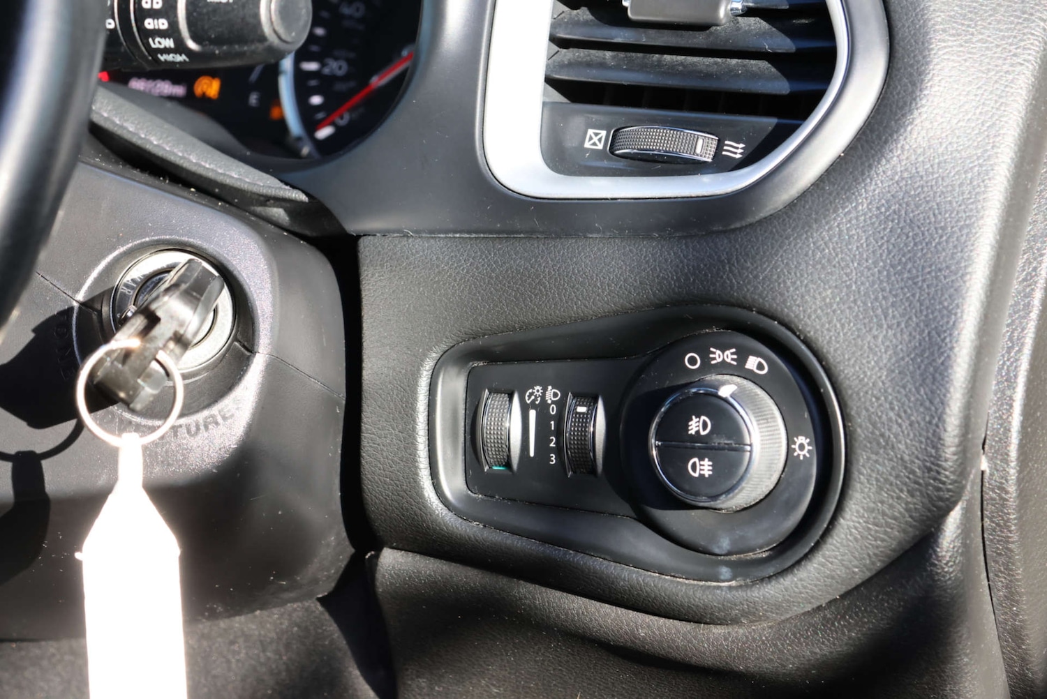 Used Jeep Renegade 2016 for sale - 77022357: Photo 19