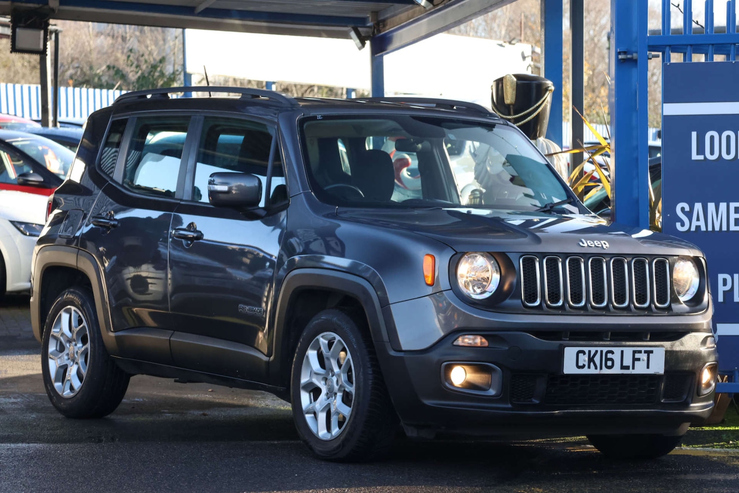 Used Jeep Renegade 2016 for sale - 77022357: Photo 2