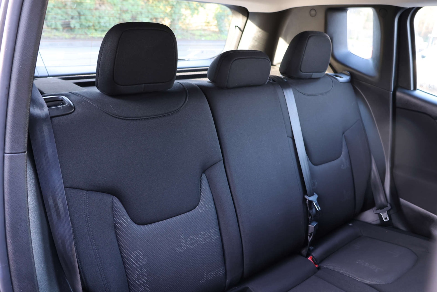 Used Jeep Renegade 2016 for sale - 77022357: Photo 6