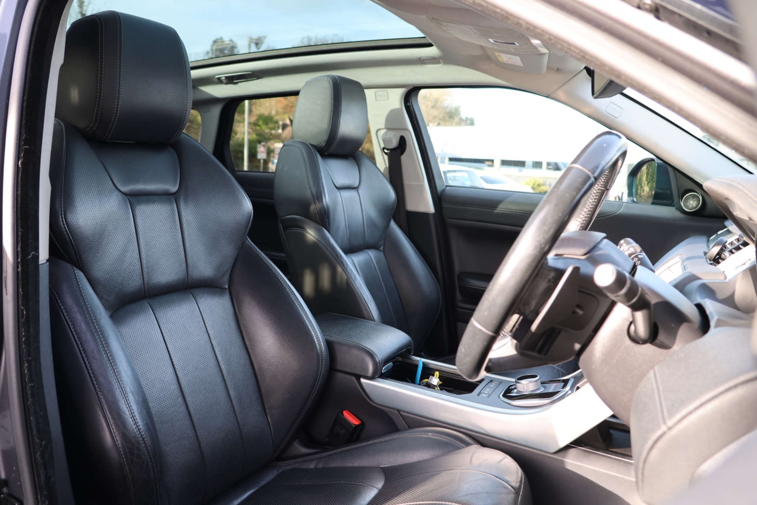 Used Land Rover Range Rover Evoque 2015 for sale - 77187778: Photo 6