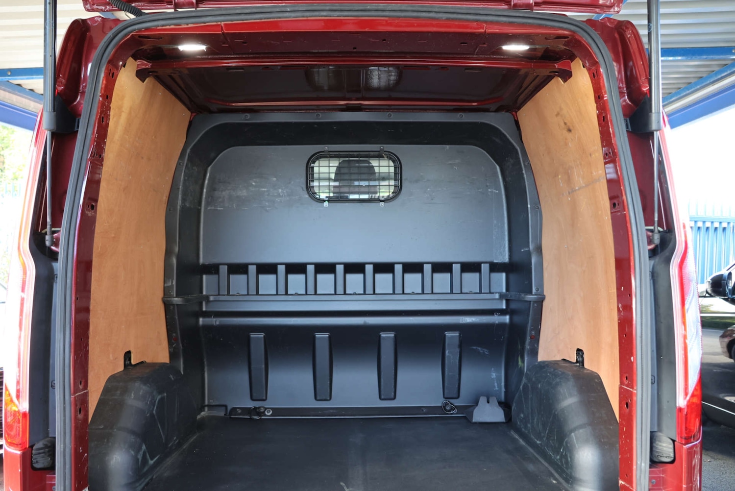 Used Ford Transit Custom 2020 for sale - 76601218: Photo 8