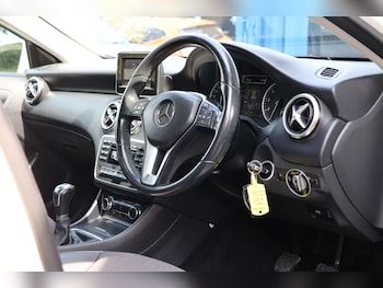 Used Mercedes-Benz A-Class 2014 for sale - 79301166: Photo