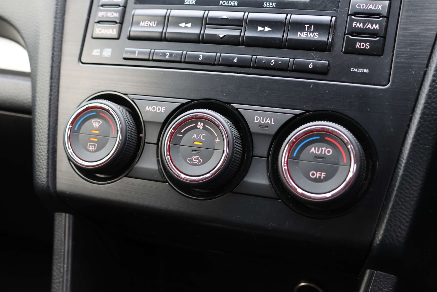 Used Subaru XV 2013 for sale - 76594718: Photo 17