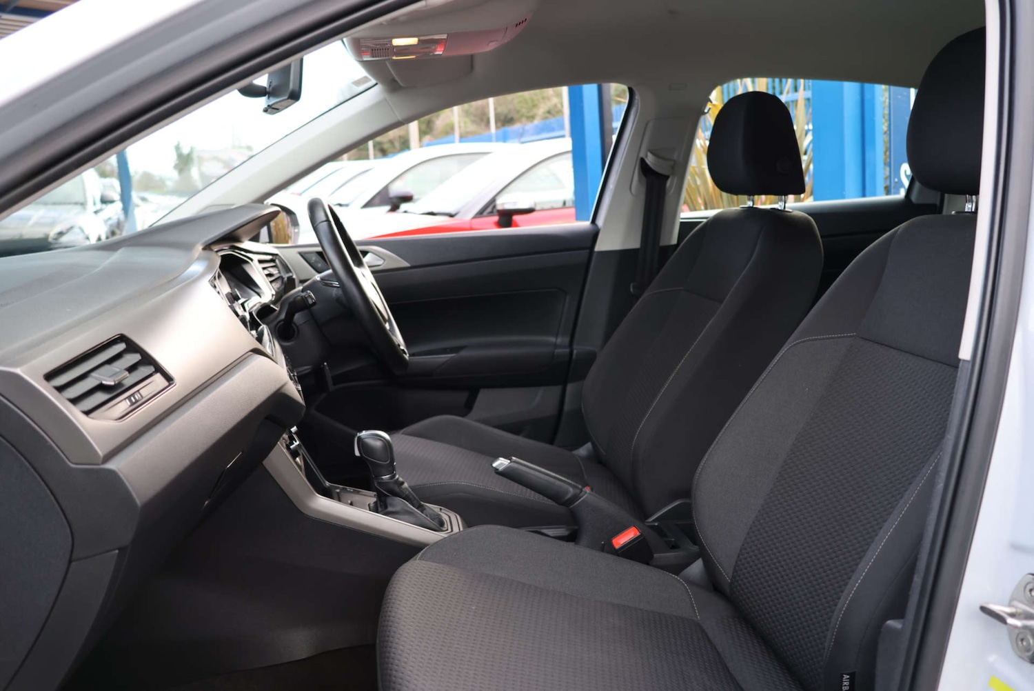 Used Volkswagen Polo 2018 for sale - 77115866: Photo 8