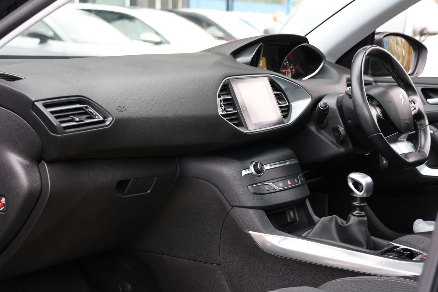 Used Peugeot 308 2017 for sale - 76829889: Photo 11