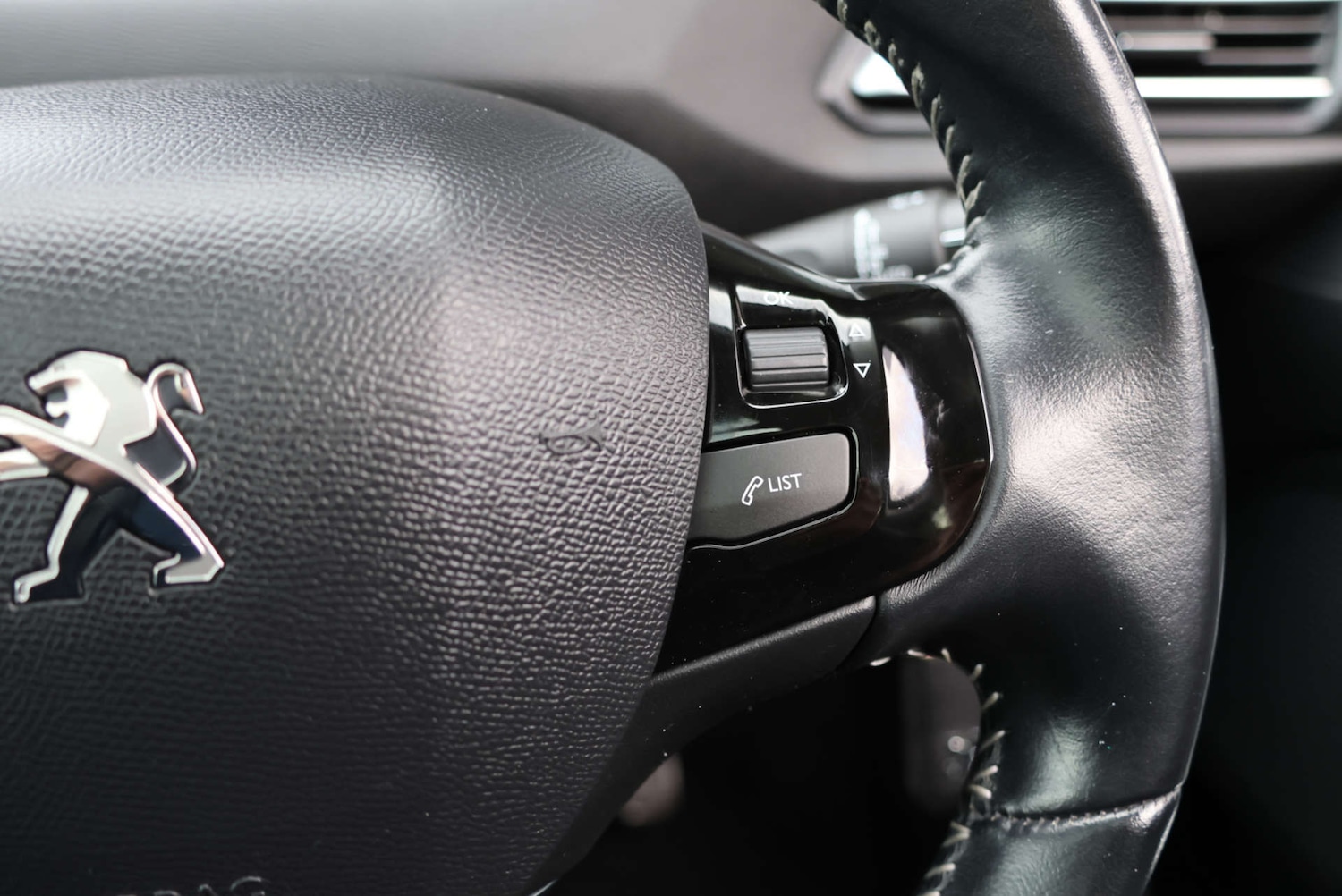 Used Peugeot 308 2017 for sale - 76829889: Photo 18