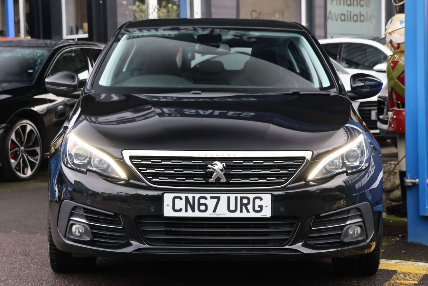 Used Peugeot 308 2017 for sale - 76829889: Photo 3