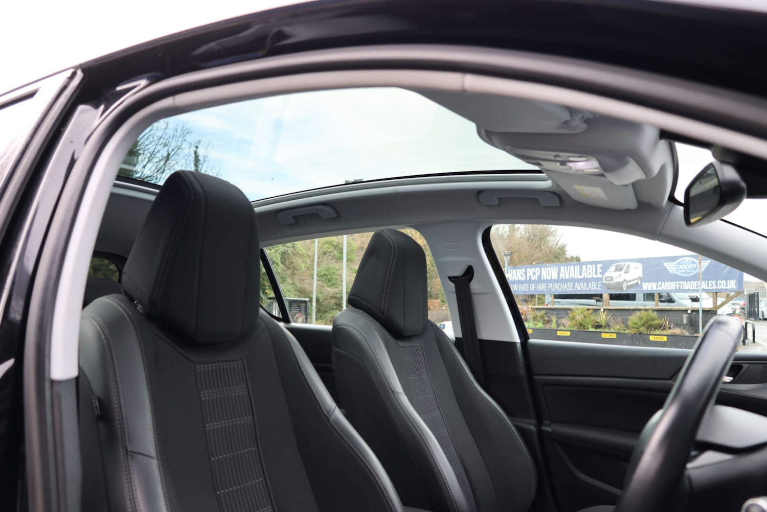 Used Peugeot 308 2017 for sale - 76829889: Photo 5