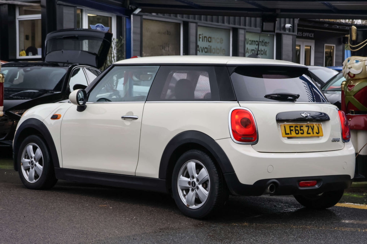Used MINI Hatch 2015 for sale - 76724054: Photo 11