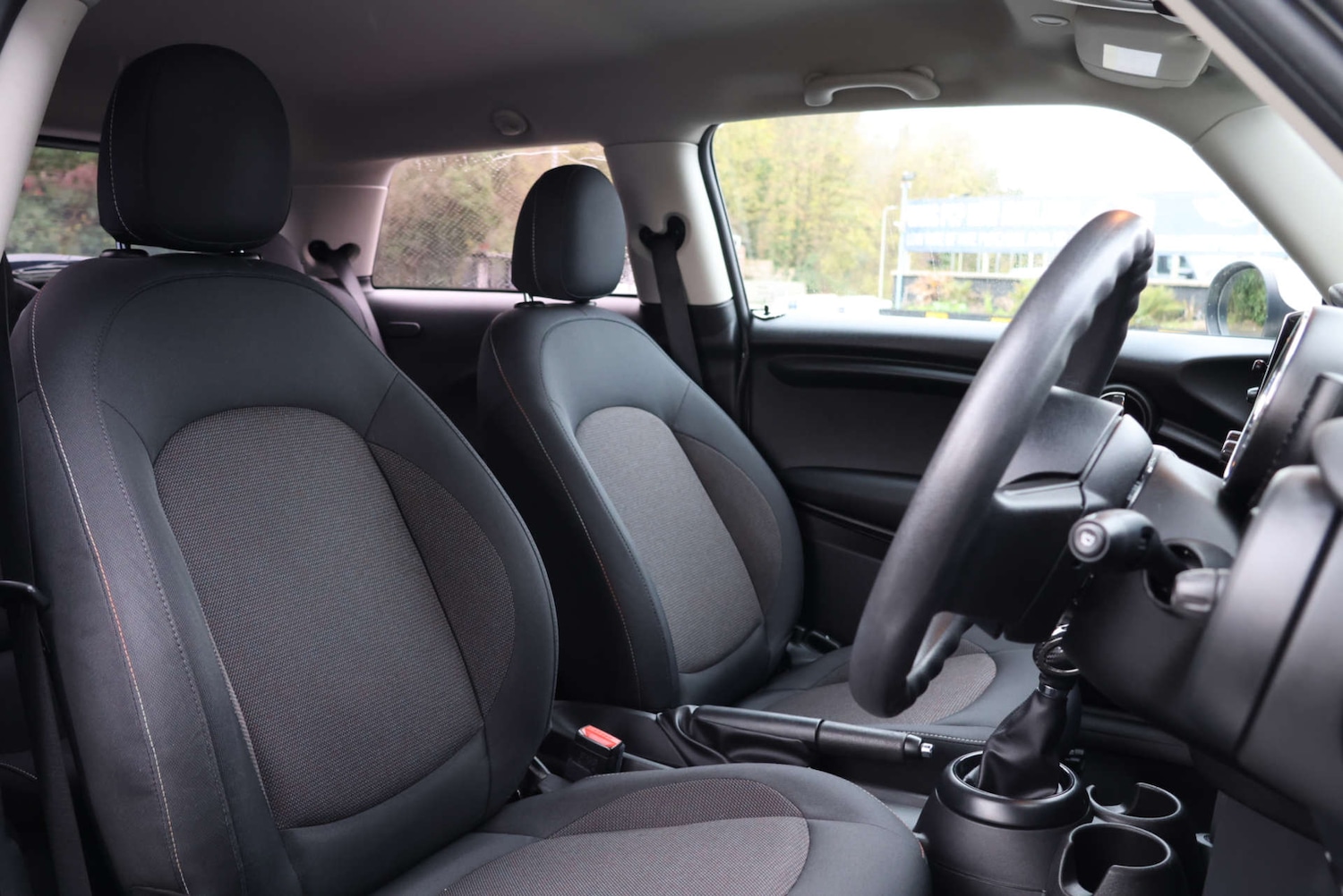 Used MINI Hatch 2015 for sale - 76724054: Photo 5