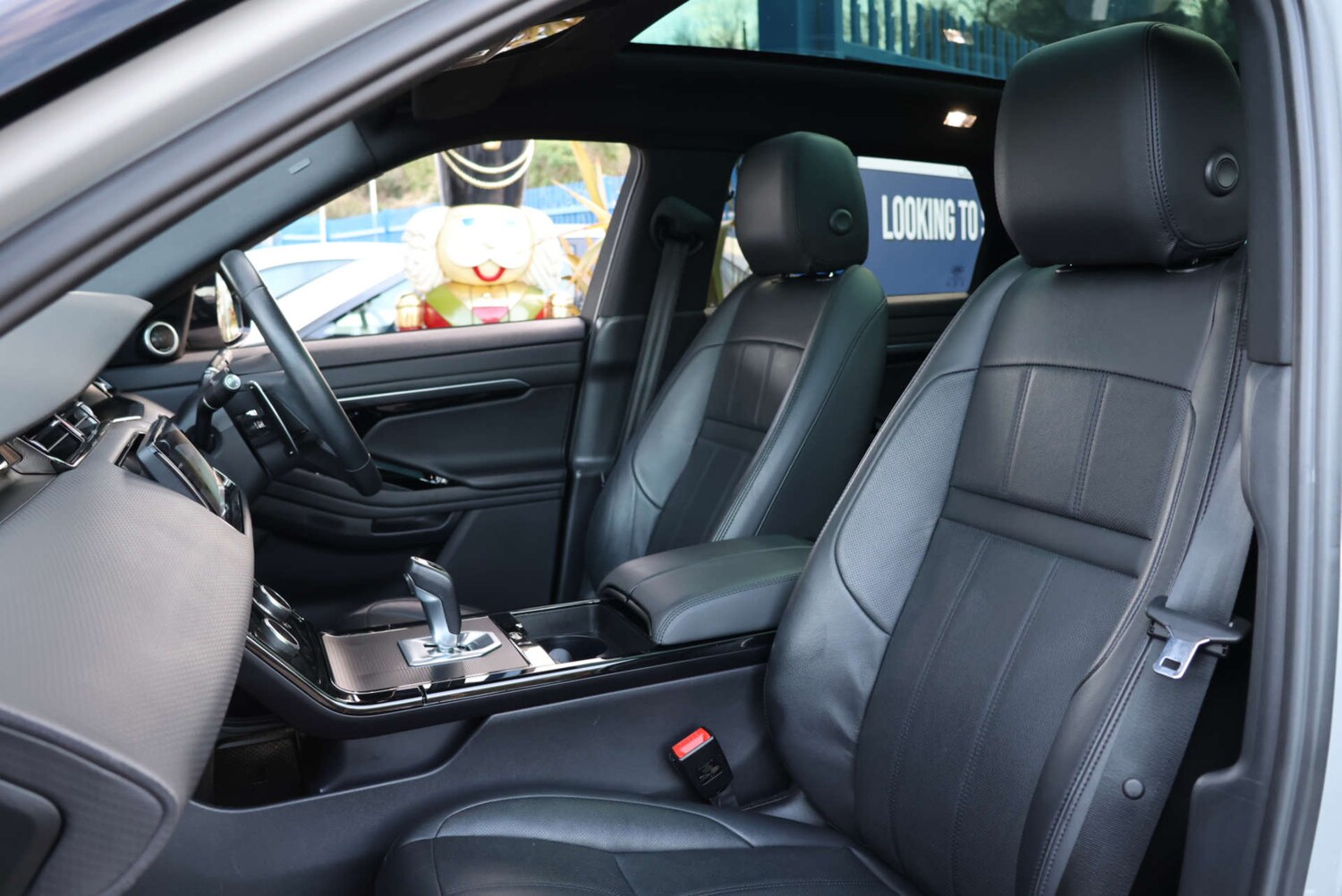 Used Land Rover Range Rover Evoque 2023 for sale - 76961791: Photo 11