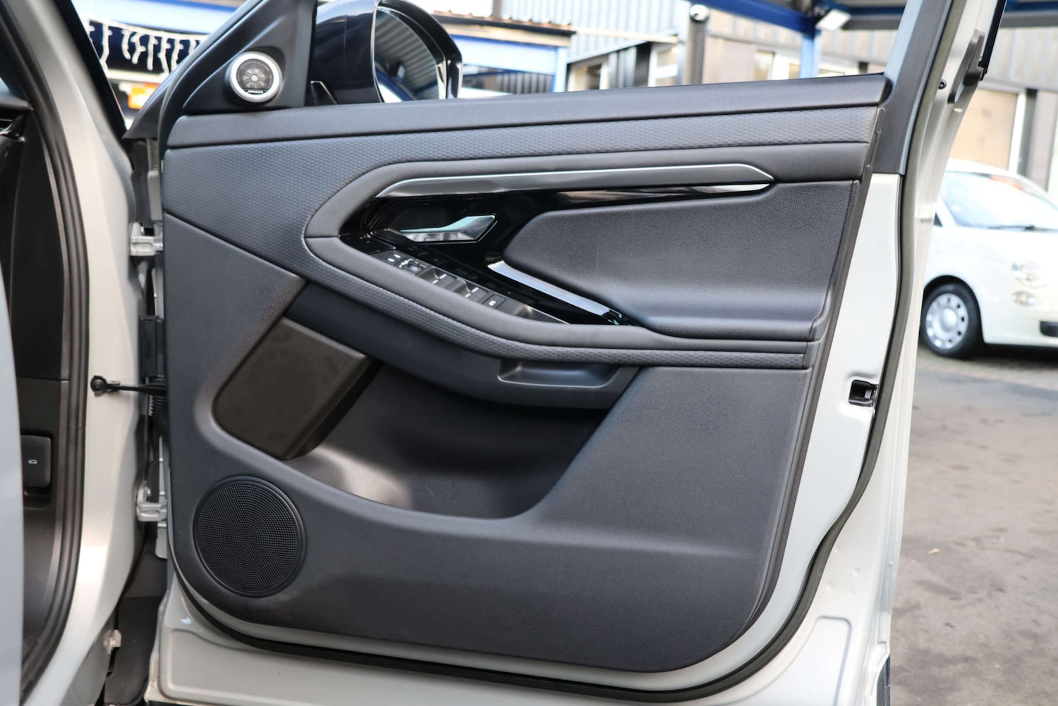 Used Land Rover Range Rover Evoque 2023 for sale - 76961791: Photo 27