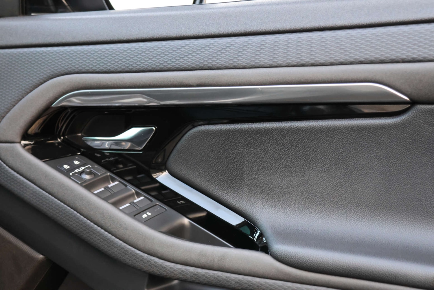 Used Land Rover Range Rover Evoque 2023 for sale - 76961791: Photo 29