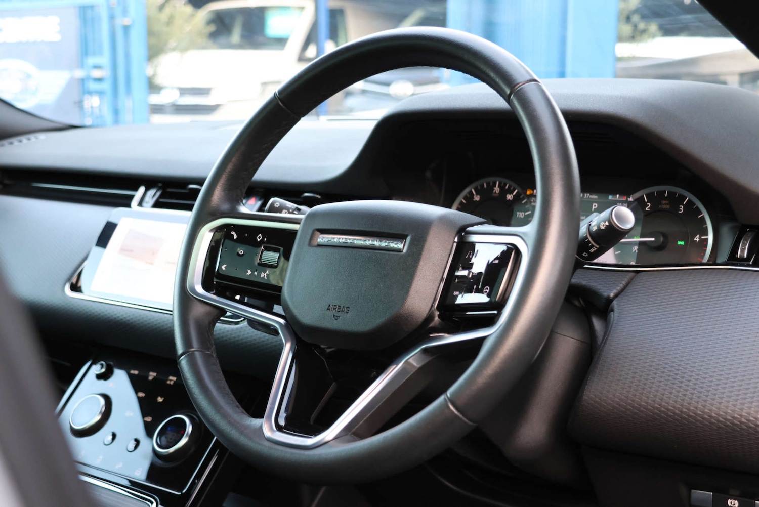 Used Land Rover Range Rover Evoque 2023 for sale - 76961791: Photo 31