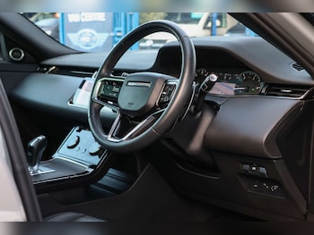 Used Land Rover Range Rover Evoque 2023 for sale - 76961791: Photo