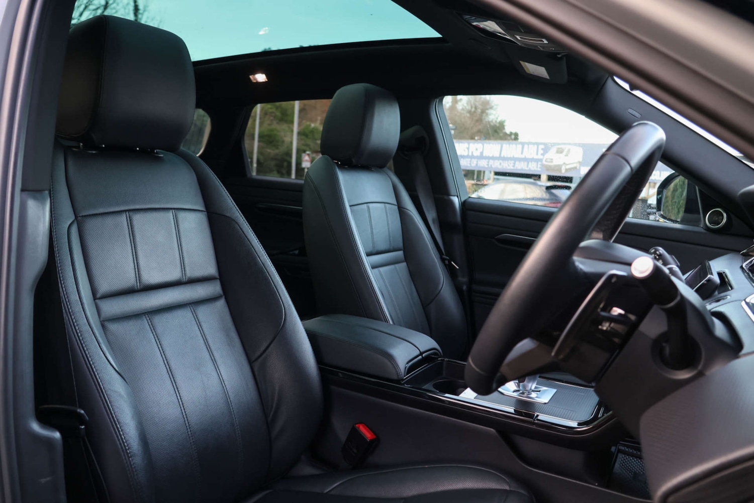 Used Land Rover Range Rover Evoque 2023 for sale - 76961791: Photo 6