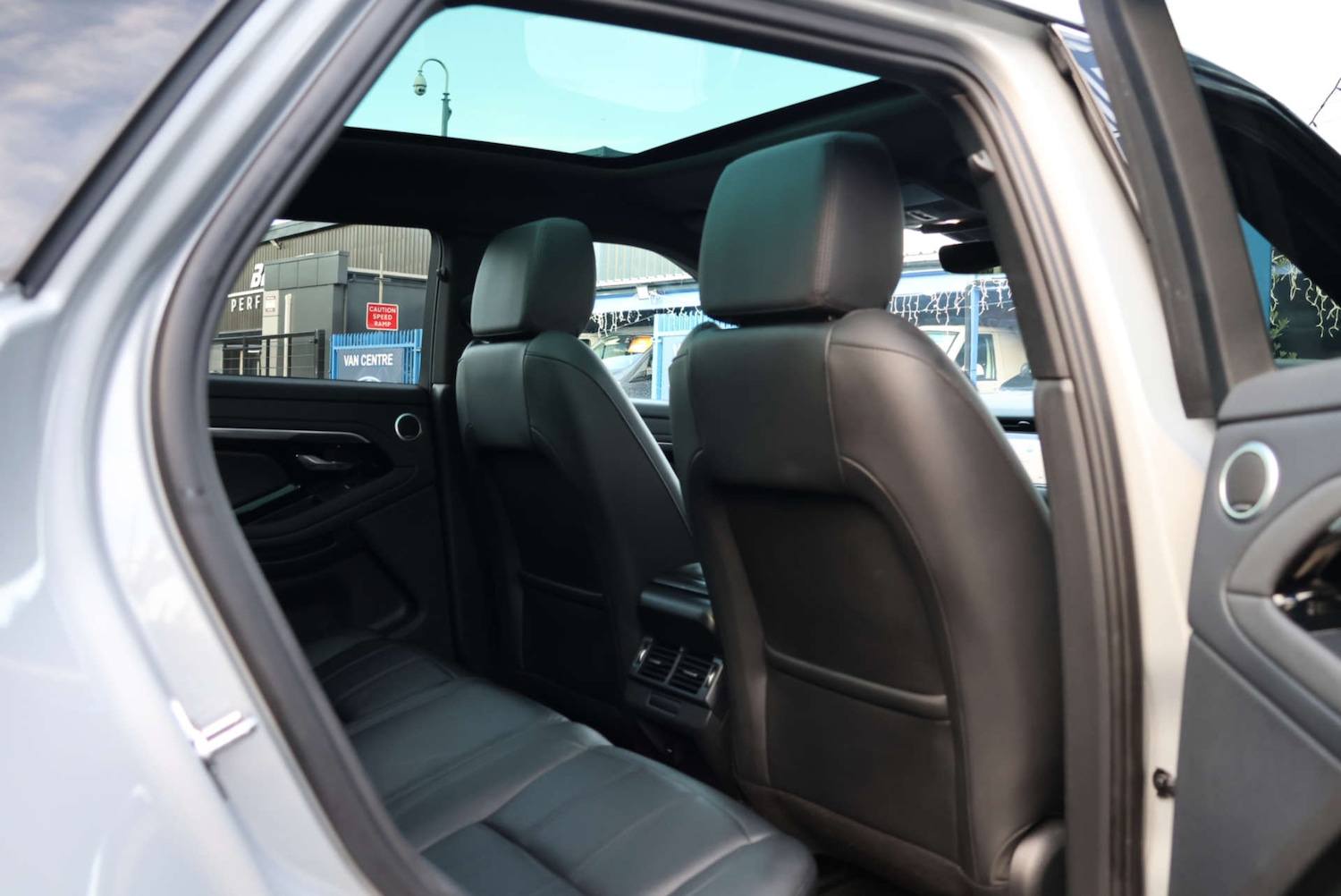 Used Land Rover Range Rover Evoque 2023 for sale - 76961791: Photo 8