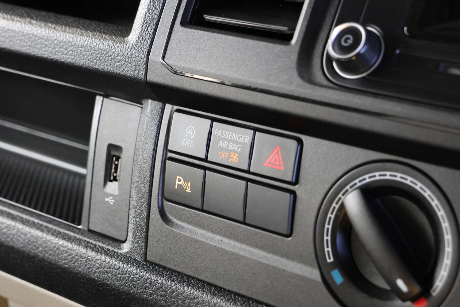 Used Volkswagen Transporter 2019 for sale - 76395513: Photo 18